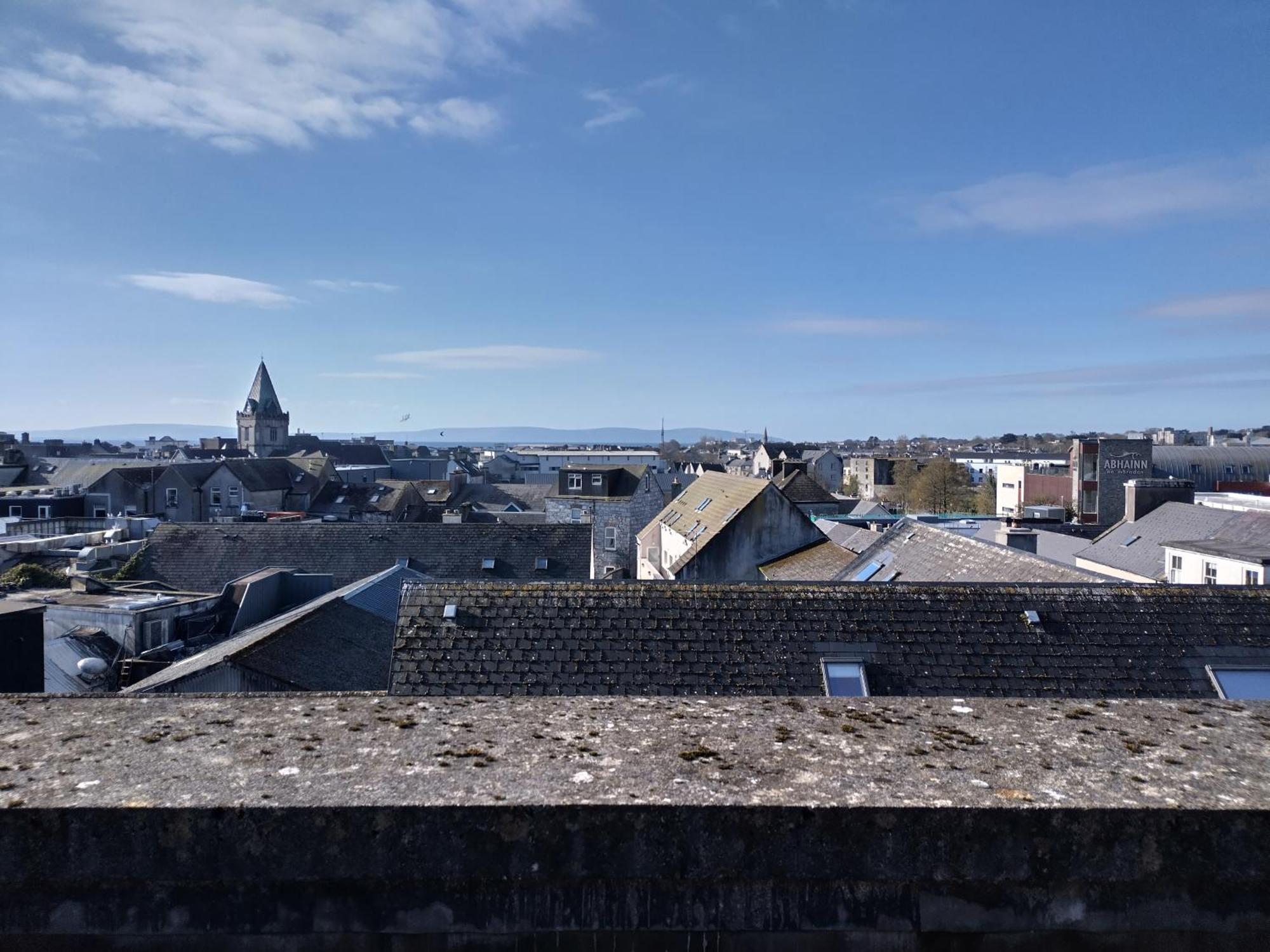 Heart Of City Centre Stunning View Galway Exterior photo