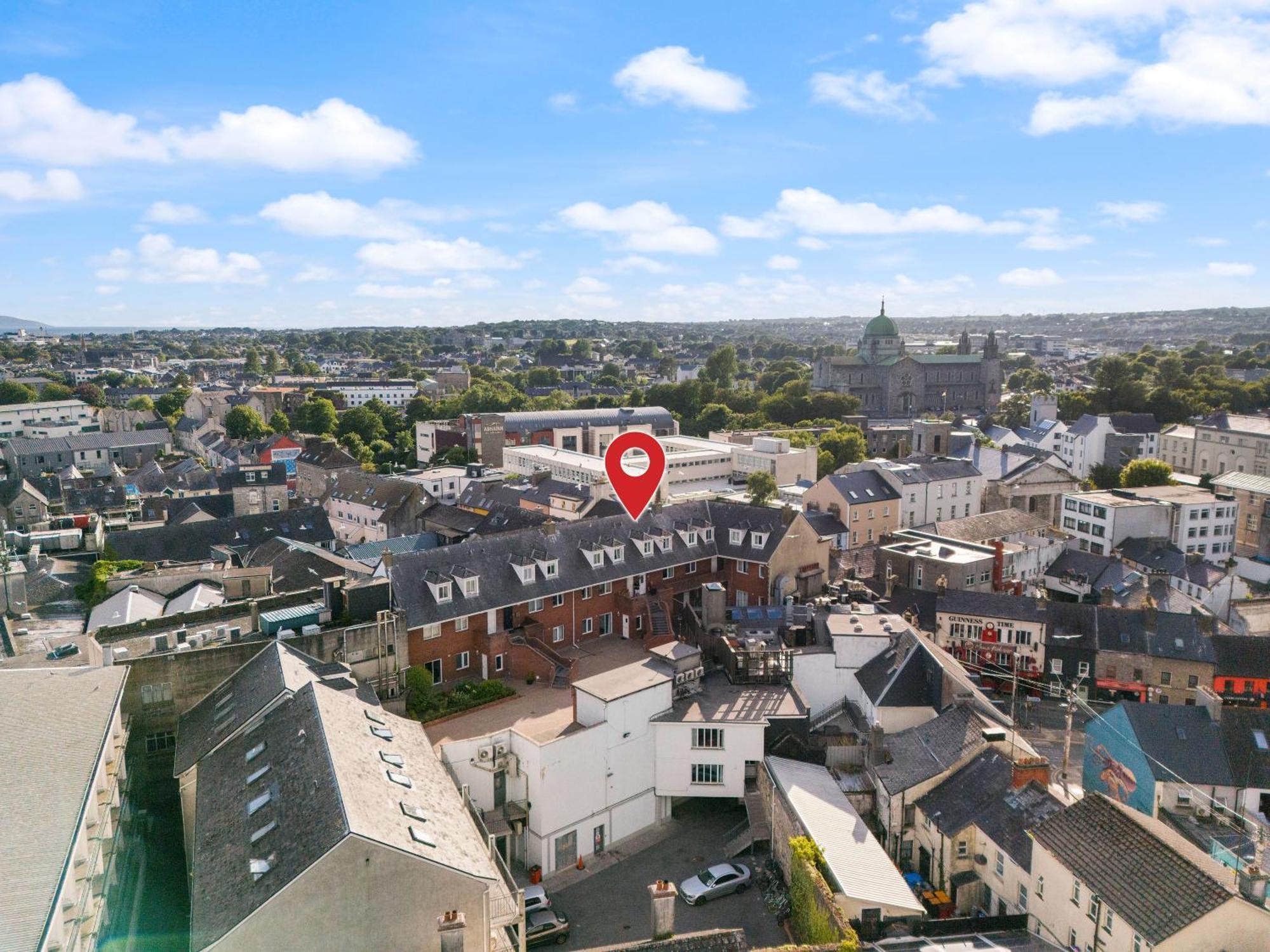 Heart Of City Centre Stunning View Galway Exterior photo